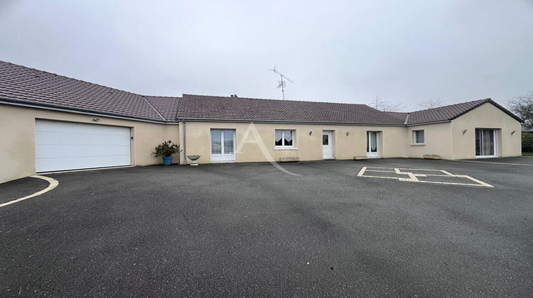 Ma-Cabane - Vente Maison CHALONS-DU-MAINE, 120 m²