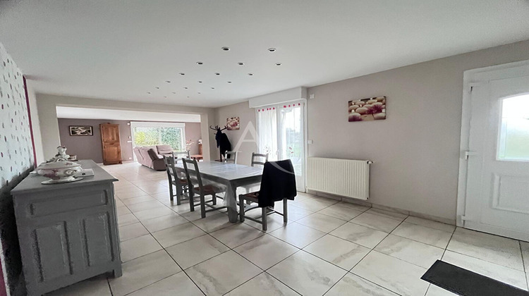 Ma-Cabane - Vente Maison CHALONS-DU-MAINE, 120 m²