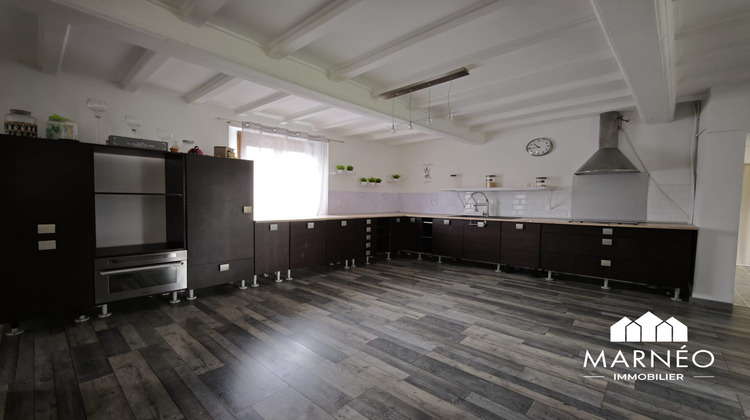 Ma-Cabane - Vente Maison Châlons-en-Champagne, 215 m²