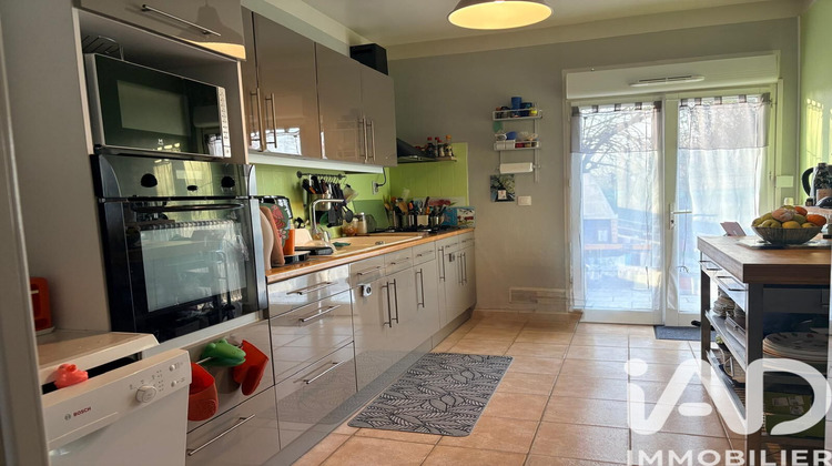 Ma-Cabane - Vente Maison Châlons-en-Champagne, 81 m²