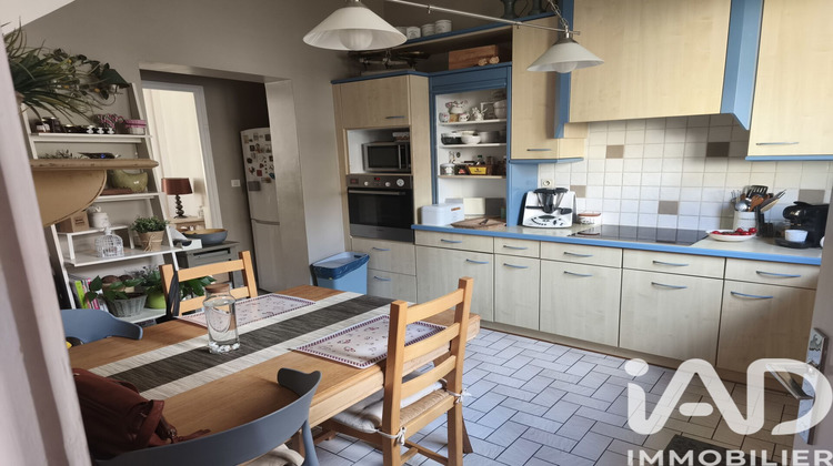 Ma-Cabane - Vente Maison Châlons-en-Champagne, 300 m²