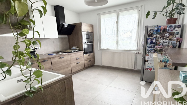 Ma-Cabane - Vente Maison Châlons-en-Champagne, 176 m²