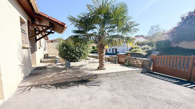 Ma-Cabane - Vente Maison CHALUS, 124 m²