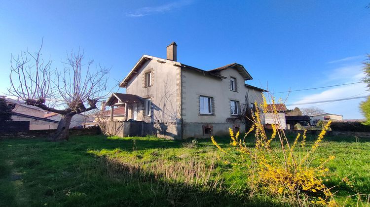 Ma-Cabane - Vente Maison CHALUS, 98 m²