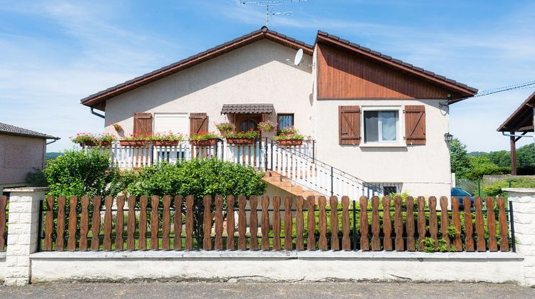 Ma-Cabane - Vente Maison CHAMAGNE, 100 m²