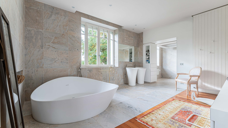 Ma-Cabane - Vente Maison Chamagnieu, 376 m²