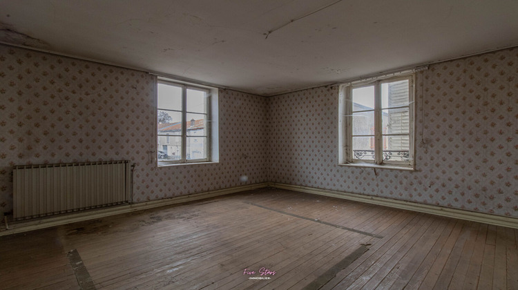 Ma-Cabane - Vente Maison CHAMBLEY-BUSSIERES, 250 m²