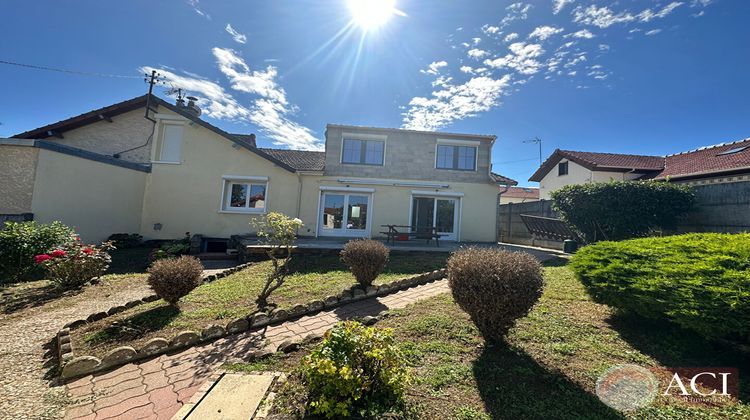 Ma-Cabane - Vente Maison CHAMBLY, 137 m²