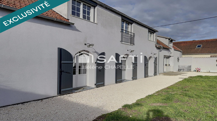 Ma-Cabane - Vente Maison Chambly, 198 m²