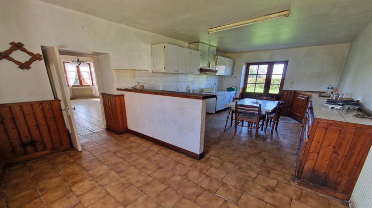 Ma-Cabane - Vente Maison CHAMBON, 86 m²