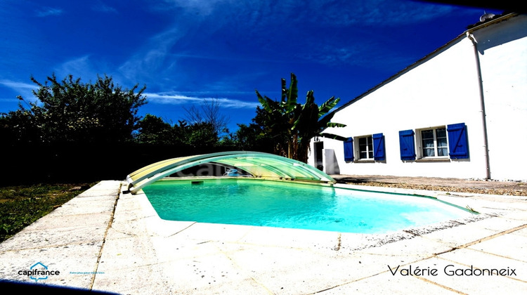 Ma-Cabane - Vente Maison CHAMPAGNE LES MARAIS, 235 m²