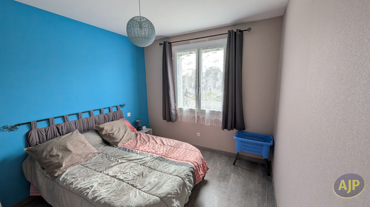 Ma-Cabane - Vente Maison CHAMPAGNE-LES-MARAIS, 114 m²