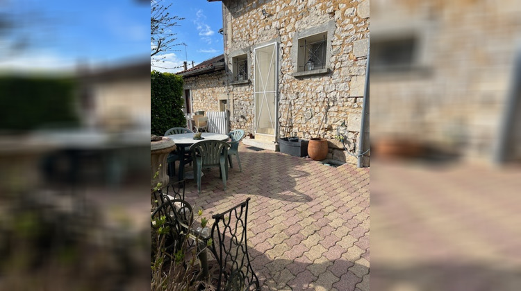 Ma-Cabane - Vente Maison CHAMPAGNE MOUTON, 86 m²