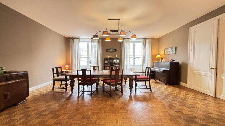 Ma-Cabane - Vente Maison CHAMPAGNE MOUTON, 320 m²