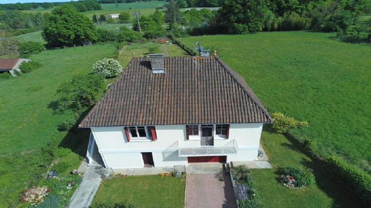 Ma-Cabane - Vente Maison CHAMPAGNE MOUTON, 77 m²