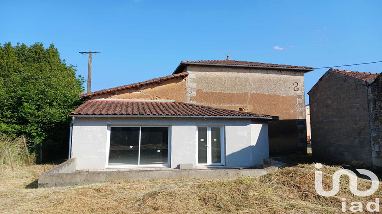 Ma-Cabane - Vente Maison Champagné-Saint-Hilaire, 125 m²