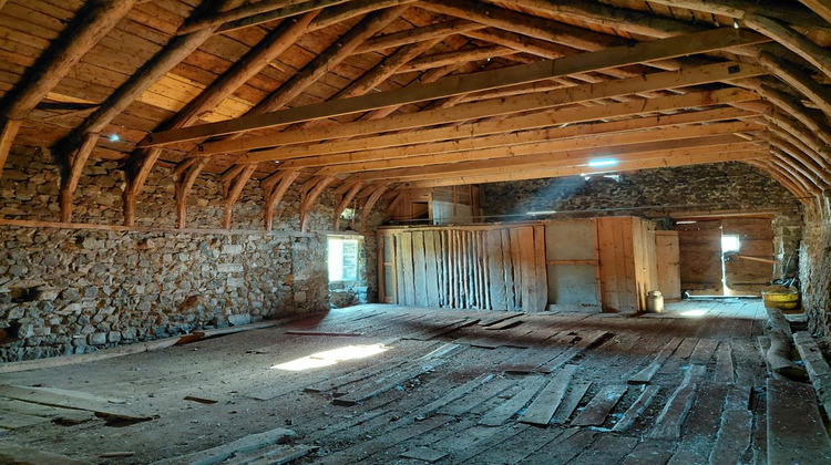 Ma-Cabane - Vente Maison CHAMPCLAUSE, 1500 m²