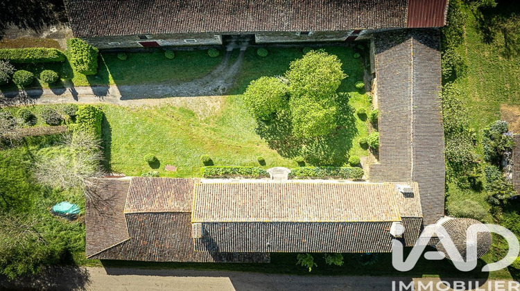 Ma-Cabane - Vente Maison Champdeniers-Saint-Denis, 432 m²