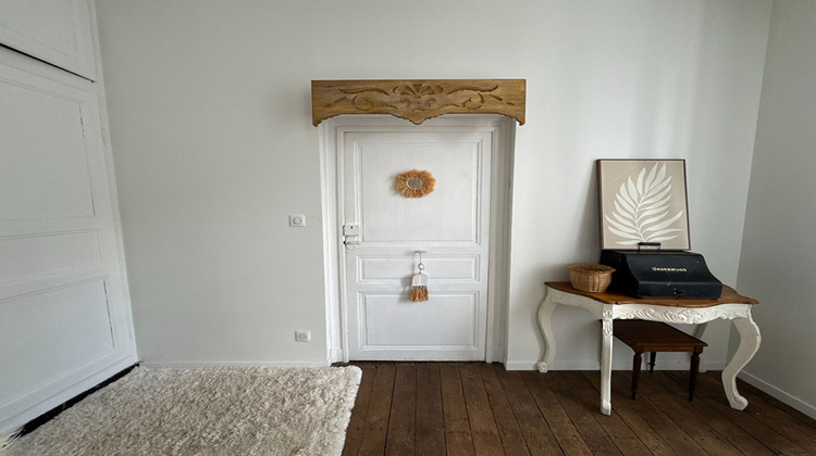 Ma-Cabane - Vente Maison CHAMPDENIERS-SAINT-DENIS, 294 m²