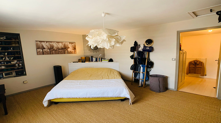 Ma-Cabane - Vente Maison CHAMPDENIERS-SAINT-DENIS, 147 m²