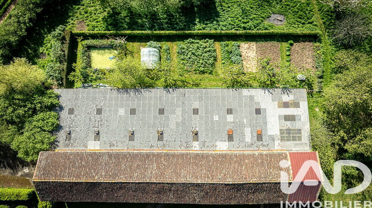 Ma-Cabane - Vente Maison Champdeniers-Saint-Denis, 432 m²