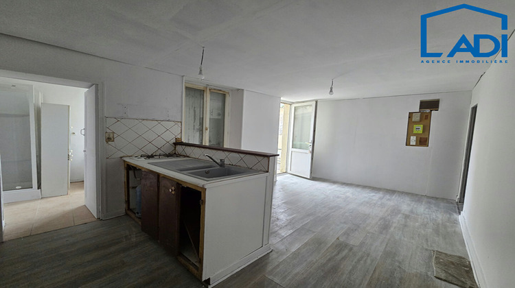 Ma-Cabane - Vente Maison CHAMPDENIERS-SAINT-DENIS, 41 m²