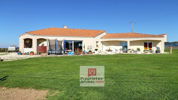 Ma-Cabane - Vente Maison CHAMPDOLENT, 157 m²