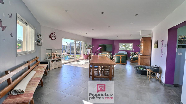 Ma-Cabane - Vente Maison CHAMPDOLENT, 157 m²