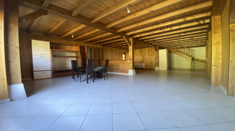Ma-Cabane - Vente Maison Champfromier, 218 m²