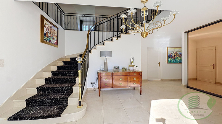 Ma-Cabane - Vente Maison CHAMPIGNY, 240 m²