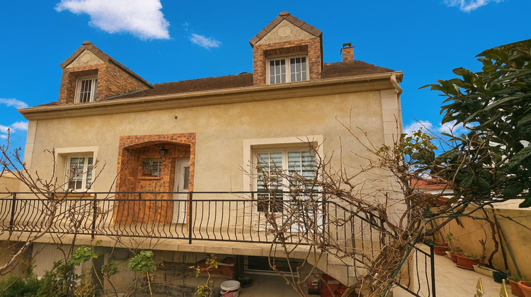 Ma-Cabane - Vente Maison CHAMPIGNY-SUR-MARNE, 100 m²