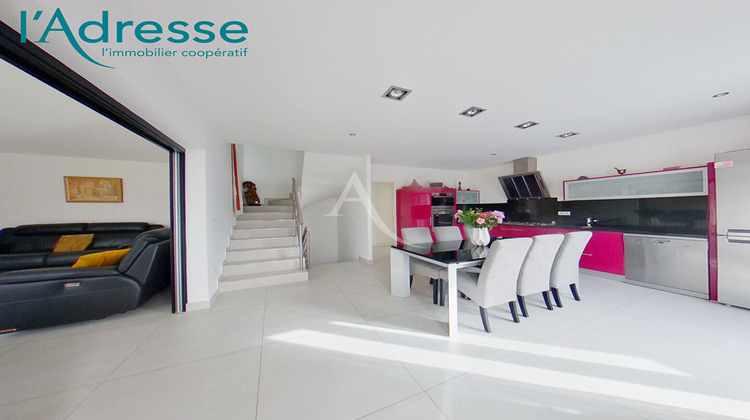 Ma-Cabane - Vente Maison CHAMPIGNY-SUR-MARNE, 134 m²