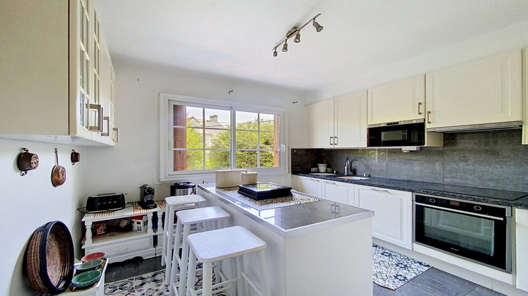 Ma-Cabane - Vente Maison Champigny-sur-Marne, 230 m²