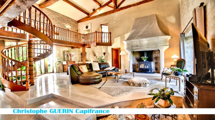 Ma-Cabane - Vente Maison CHAMPNIERS, 262 m²