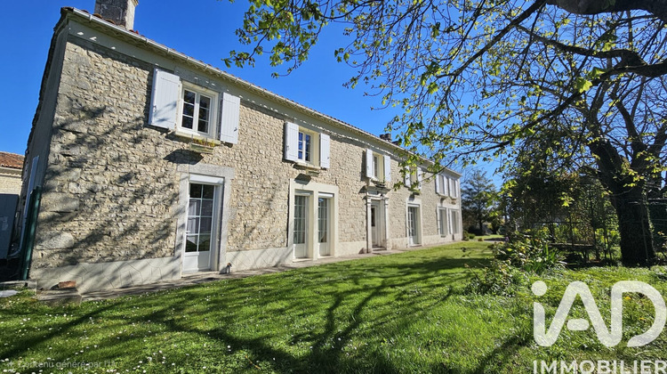 Ma-Cabane - Vente Maison Champniers, 290 m²