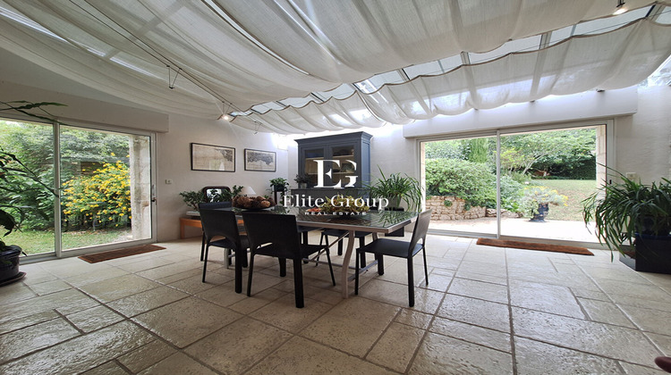 Ma-Cabane - Vente Maison CHAMPNIERS, 294 m²