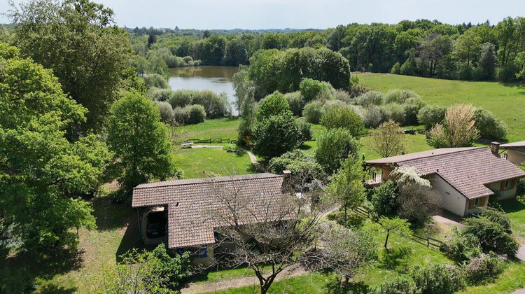 Ma-Cabane - Vente Maison CHAMPS ROMAIN, 107 m²