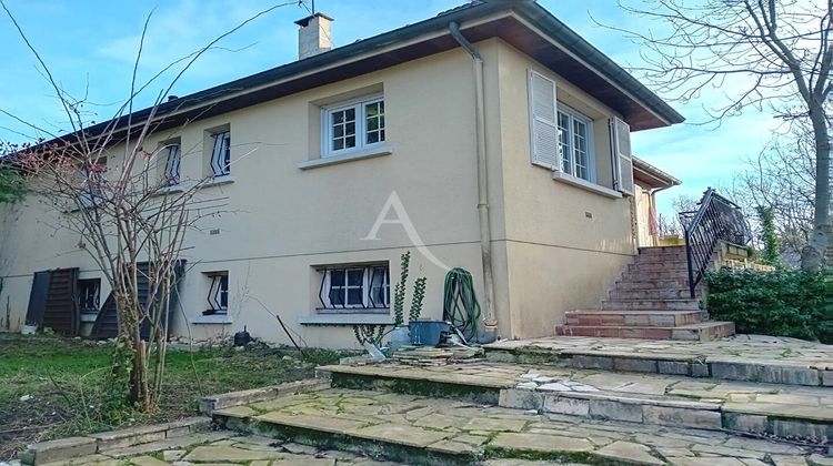 Ma-Cabane - Vente Maison CHAMPS-SUR-MARNE, 131 m²