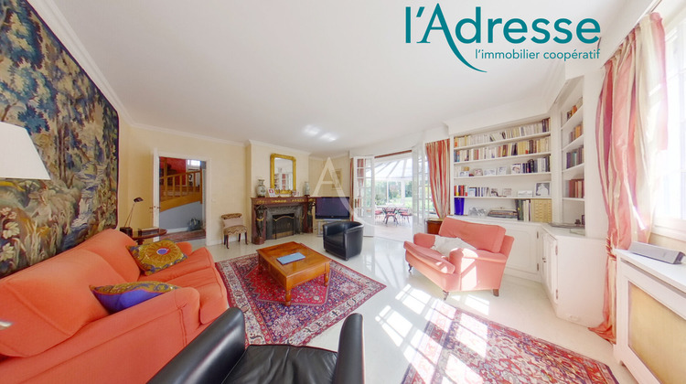 Ma-Cabane - Vente Maison CHAMPS-SUR-MARNE, 207 m²