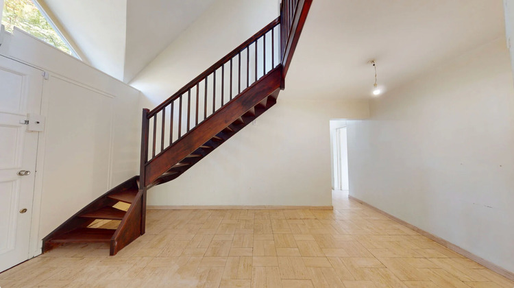 Ma-Cabane - Vente Maison CHAMPS-SUR-MARNE, 250 m²