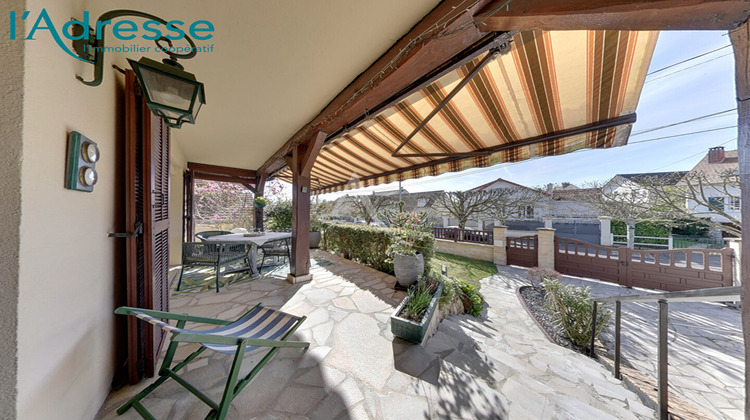 Ma-Cabane - Vente Maison CHAMPS-SUR-MARNE, 145 m²