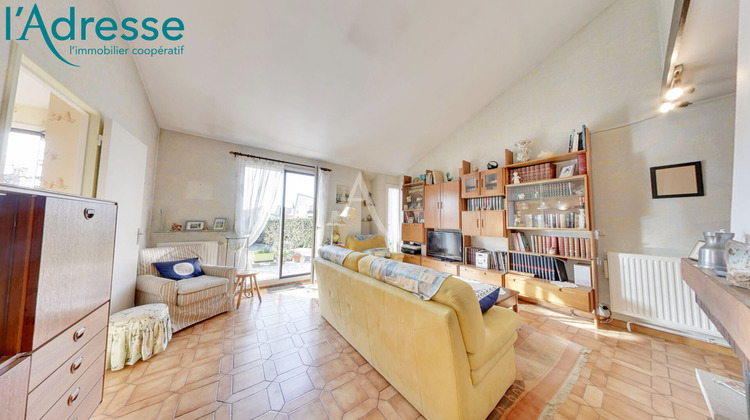 Ma-Cabane - Vente Maison CHAMPS-SUR-MARNE, 109 m²