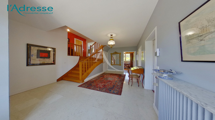 Ma-Cabane - Vente Maison CHAMPS-SUR-MARNE, 207 m²