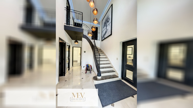 Ma-Cabane - Vente Maison CHAMPS-SUR-MARNE, 160 m²