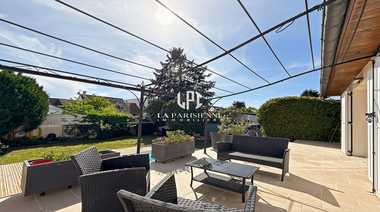 Ma-Cabane - Vente Maison CHAMPS-SUR-MARNE, 207 m²