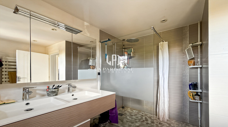 Ma-Cabane - Vente Maison CHAMPS-SUR-MARNE, 207 m²