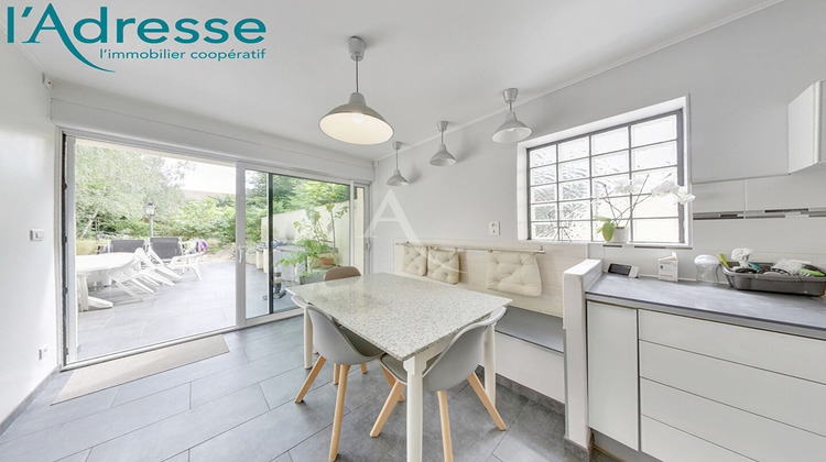 Ma-Cabane - Vente Maison CHAMPS-SUR-MARNE, 255 m²