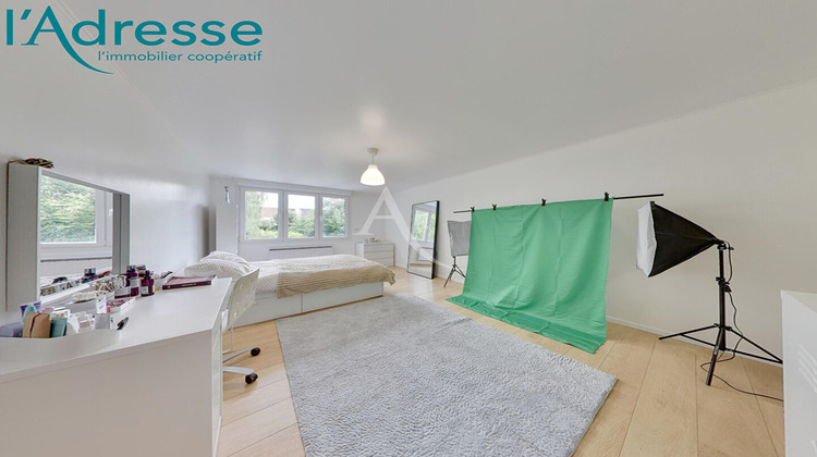 Ma-Cabane - Vente Maison CHAMPS-SUR-MARNE, 255 m²