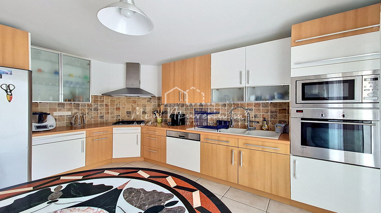 Ma-Cabane - Vente Maison CHAMPS-SUR-MARNE, 132 m²