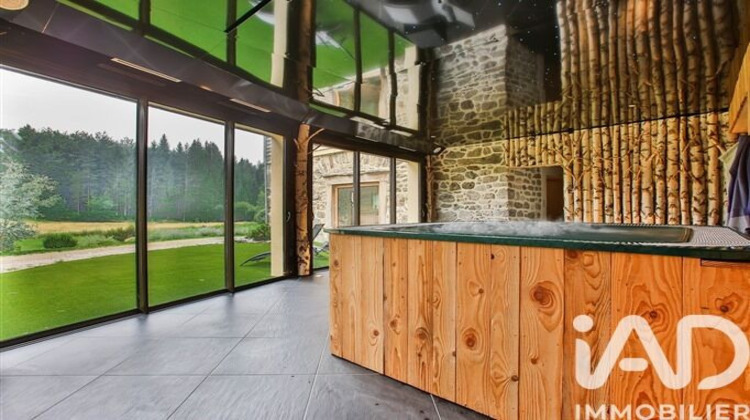 Ma-Cabane - Vente Maison Champs-sur-Tarentaine-Marchal, 272 m²